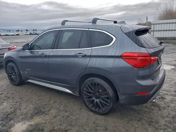 WBXHT3C37H5F74147 2017 BMW X1 - Image 2