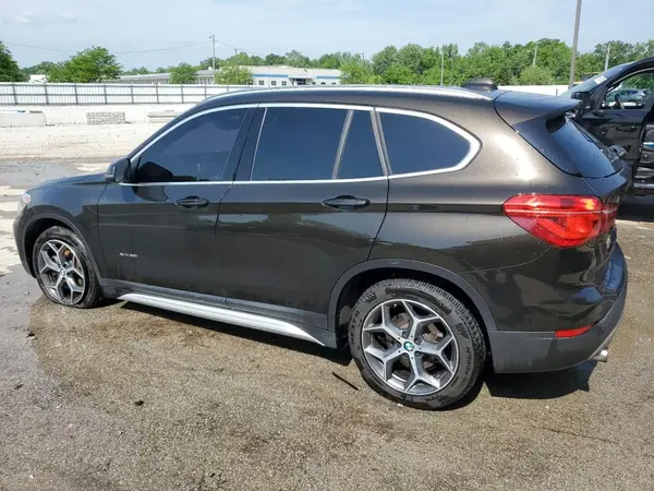 WBXHT3C37H5F74987 2017 BMW X1 - Image 2