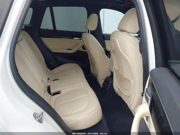 WBXHT3C37H5F79834 2017 BMW X1 - Image 8