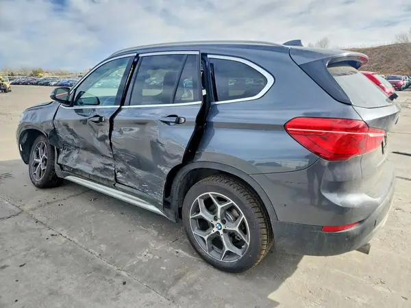 WBXHT3C37H5F81552 2017 BMW X1 - Image 2