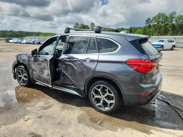 WBXHT3C37H5F84905 2017 BMW X1 - Image 2