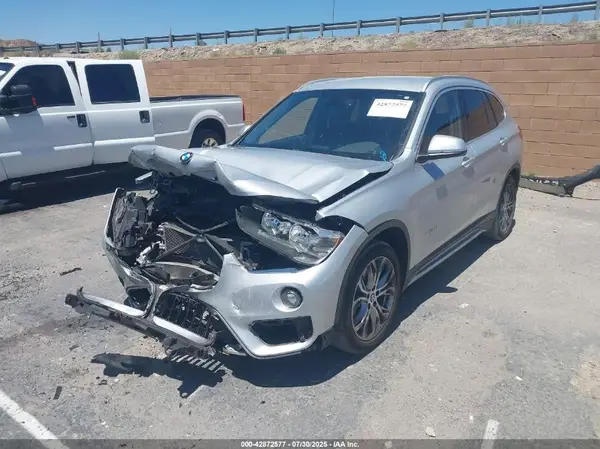 WBXHT3C37H5F87304 2017 BMW X1 - Image 2