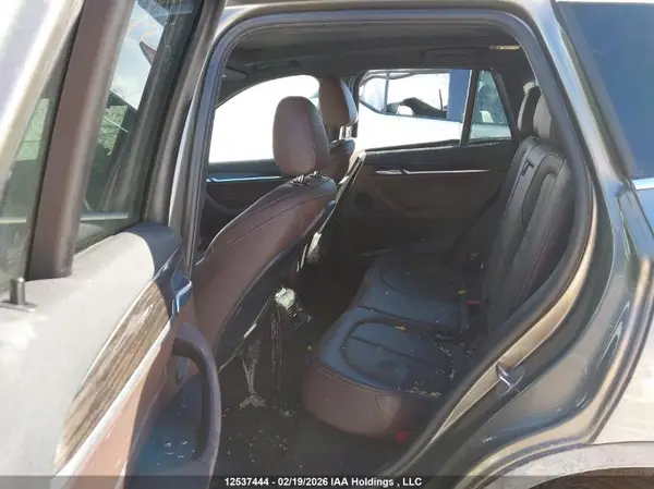 WBXHT3C37J3H31435 2018 BMW X1 - Image 8