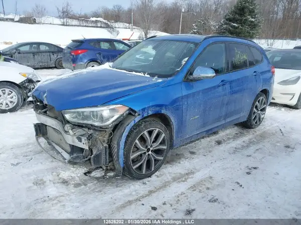WBXHT3C37J5F88071 2018 BMW X1 - Image 2