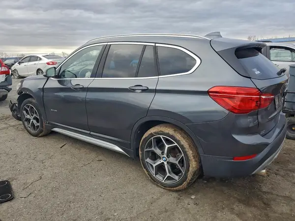 WBXHT3C37J5F90726 2018 BMW X1 - Image 2