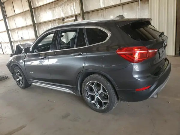 WBXHT3C37J5F90872 2018 BMW X1 - Image 2
