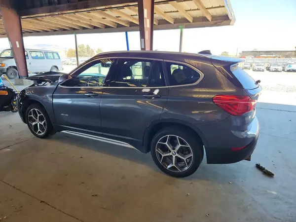 WBXHT3C37J5F91908 2018 BMW X1 - Image 2