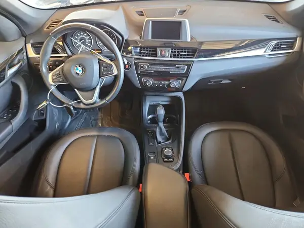 WBXHT3C37J5F91908 2018 BMW X1 - Image 8