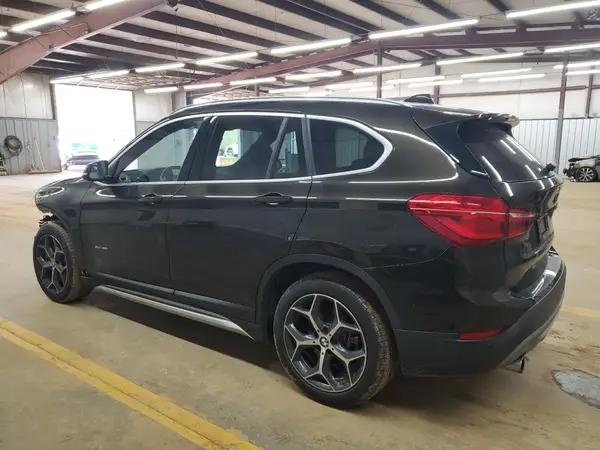 WBXHT3C37J5K24407 2018 BMW X1 - Image 2