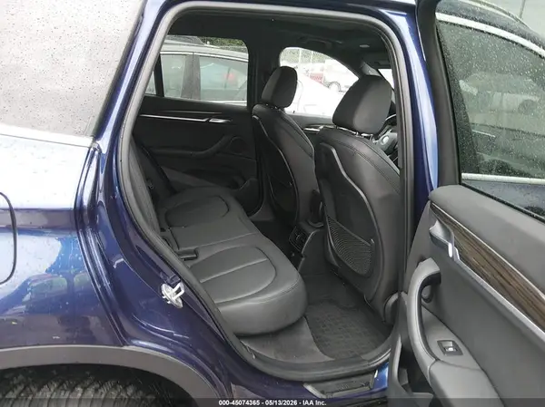 WBXHT3C37J5K27520 2018 BMW X1 - Image 8