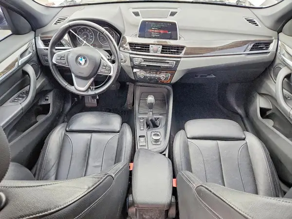 WBXHT3C37J5K27579 2018 BMW X1 - Image 8