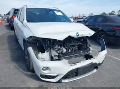 WBXHT3C37J5K28375 2018 BMW X1