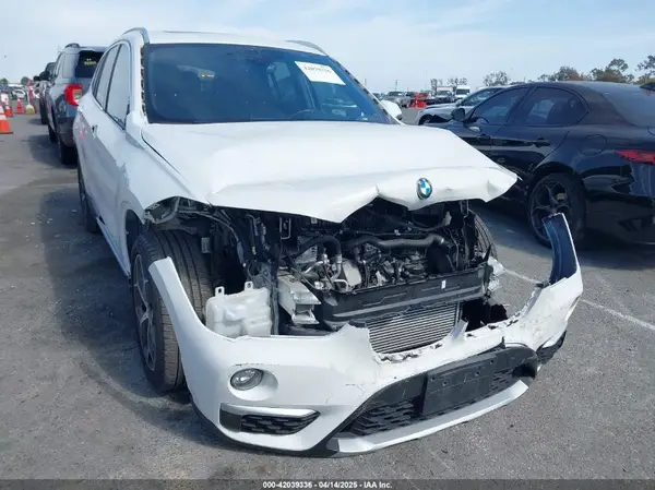 WBXHT3C37J5K28375 2018 BMW X1 - Image 1