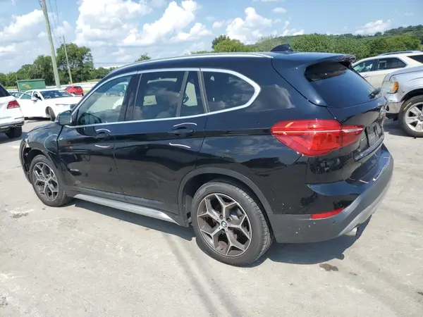 WBXHT3C37J5K29364 2018 BMW X1 - Image 2