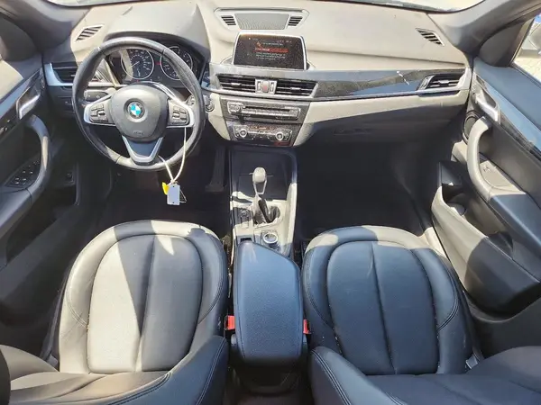 WBXHT3C37J5K29932 2018 BMW X1 - Image 8