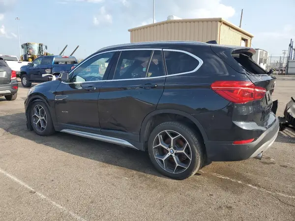WBXHT3C37J5K31907 2018 BMW X1 - Image 2