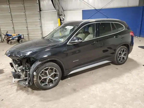 WBXHT3C37J5L24281 2018 BMW X1 - Image 1