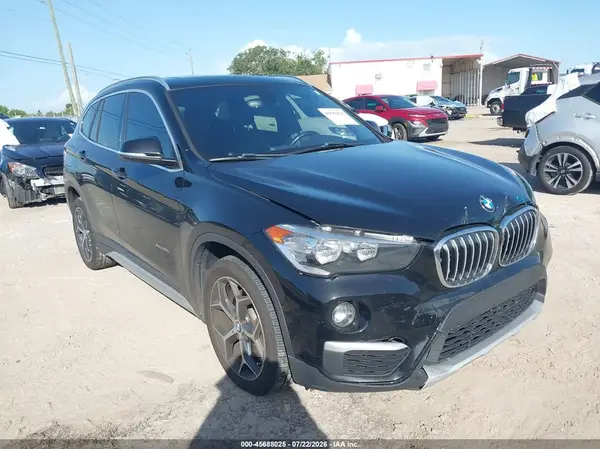 WBXHT3C37J5L24782 2018 BMW X1 - Image 1