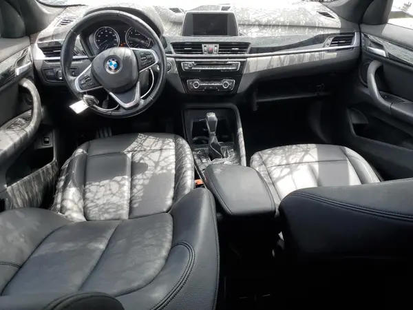 WBXHT3C37J5L27469 2018 BMW X1 - Image 8