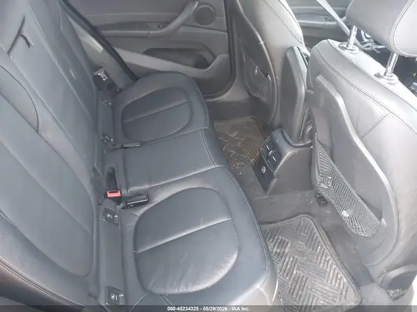 WBXHT3C37J5L29903 2018 BMW X1 - Image 8
