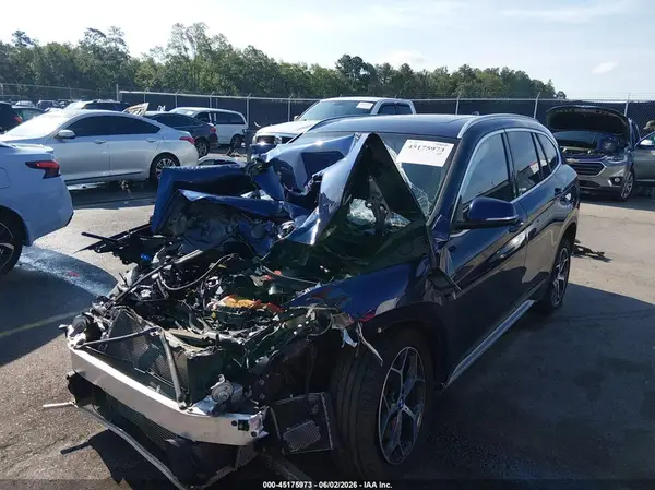 WBXHT3C37J5L33434 2018 BMW X1 - Image 2