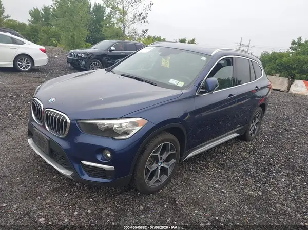 WBXHT3C37J5L33725 2018 BMW X1 - Image 2