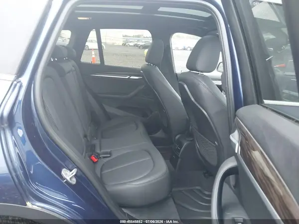 WBXHT3C37J5L33725 2018 BMW X1 - Image 8