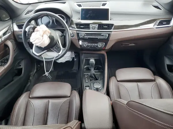 WBXHT3C37J5L34972 2018 BMW X1 - Image 8