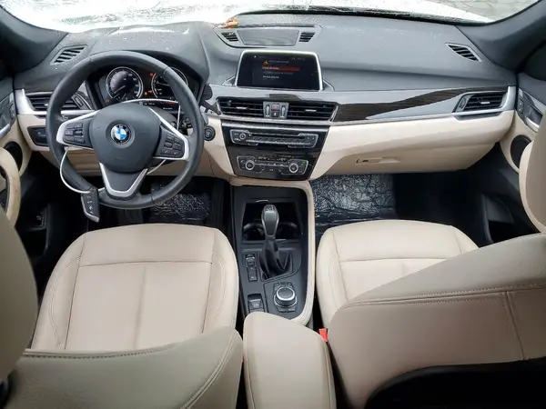 WBXHT3C37J5L35135 2018 BMW X1 - Image 8