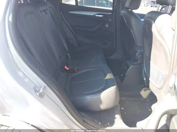 WBXHT3C38G5E51570 2016 BMW X1 - Image 8