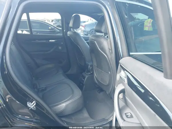 WBXHT3C38G5E52850 2016 BMW X1 - Image 8