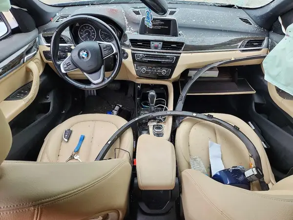 WBXHT3C38G5E53397 2016 BMW X1 - Image 8