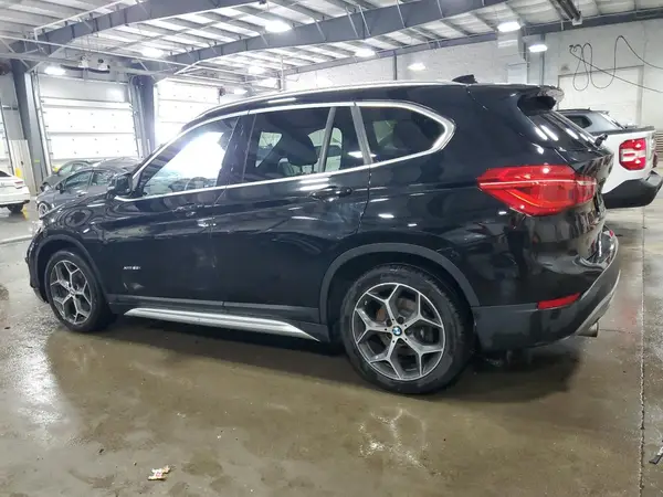 WBXHT3C38G5E54078 2016 BMW X1 - Image 2