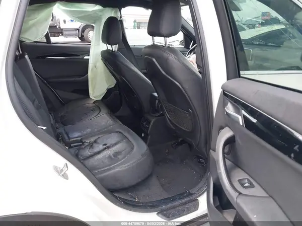 WBXHT3C38G5E54873 2016 BMW X1 - Image 8