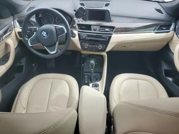 WBXHT3C38G5E56199 2016 BMW X1 - Image 8