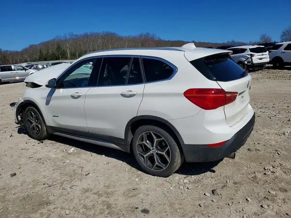 WBXHT3C38GP881729 2016 BMW X1 - Image 2