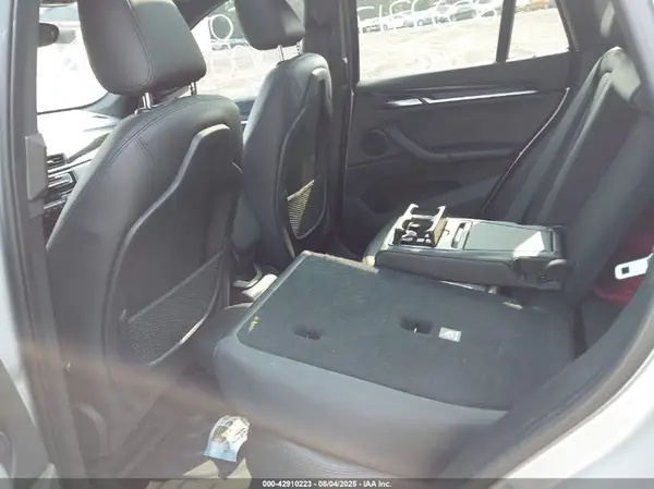WBXHT3C38GP883724 2016 BMW X1 - Image 8