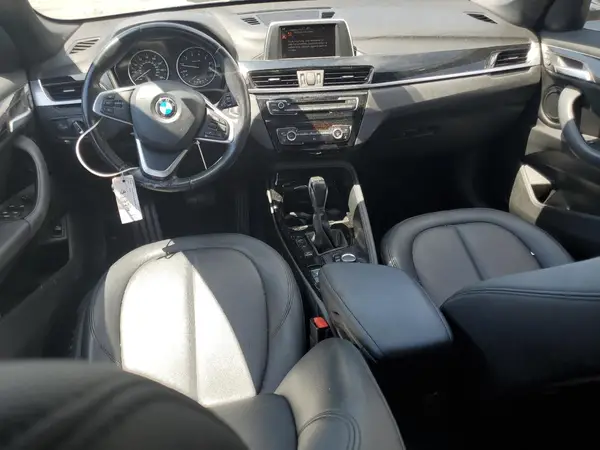 WBXHT3C38GP884629 2016 BMW X1 - Image 8