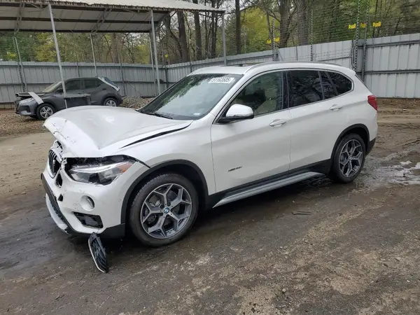 WBXHT3C38GP886090 2016 BMW X1 - Image 1
