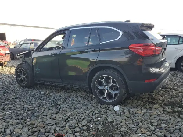 WBXHT3C38GP888695 2016 BMW X1 - Image 2