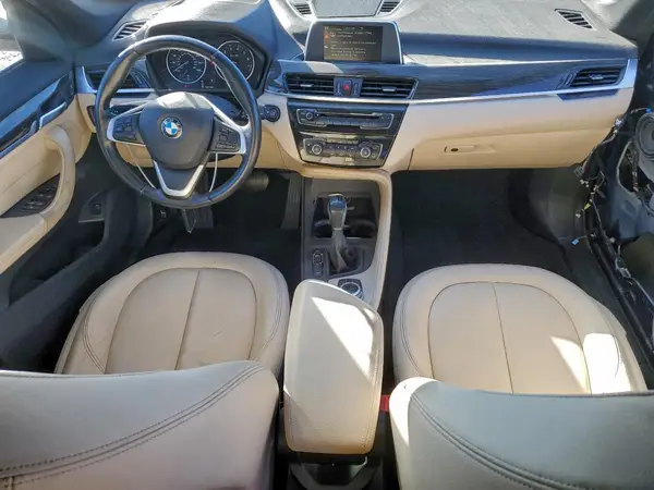 WBXHT3C38H5F70463 2017 BMW X1 - Image 8