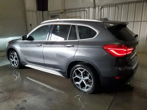 WBXHT3C38H5F73847 2017 BMW X1 - Image 2