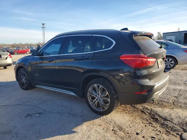 WBXHT3C38H5F74495 2017 BMW X1 - Image 2