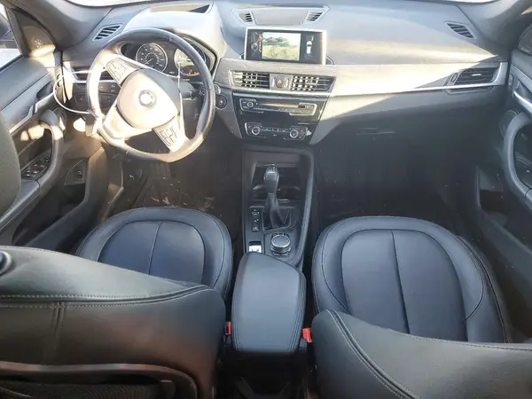 WBXHT3C38H5F74495 2017 BMW X1 - Image 8