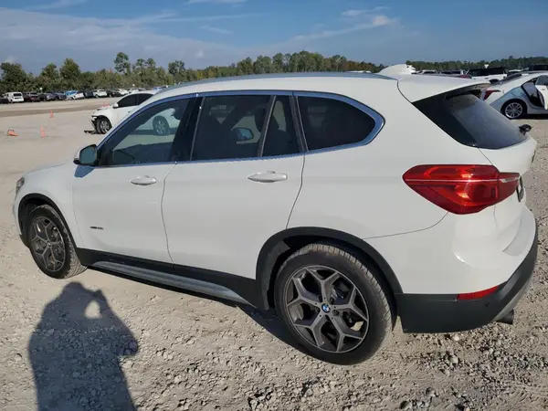 WBXHT3C38H5F75016 2017 BMW X1 - Image 2