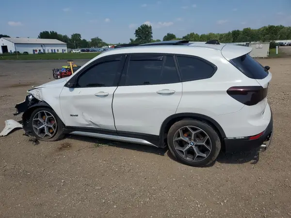 WBXHT3C38H5F75940 2017 BMW X1 - Image 2