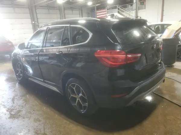 WBXHT3C38H5F76232 2017 BMW X1 - Image 2