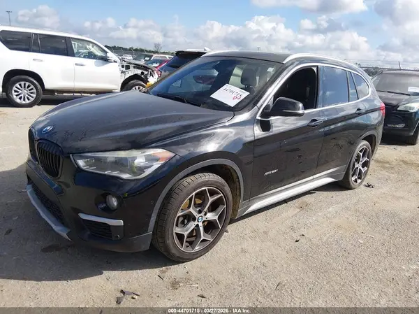 WBXHT3C38H5F77204 2017 BMW X1 - Image 2