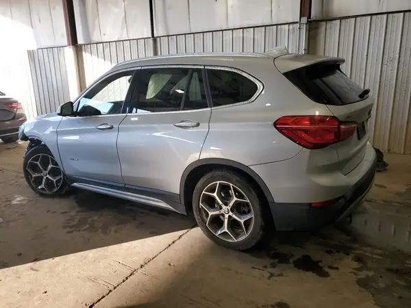 WBXHT3C38H5F79633 2017 BMW X1 - Image 2
