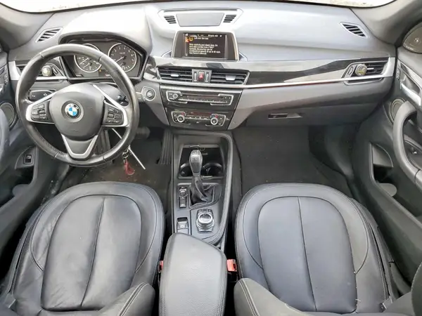 WBXHT3C38H5F82533 2017 BMW X1 - Image 8